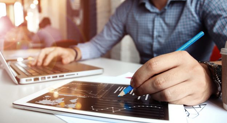 How Much Should I Budget For My Online Marketing in 2017?